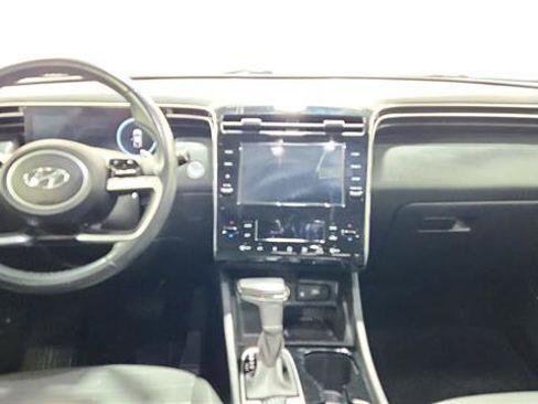 Used 2022 Hyundai Santa Cruz SEL Premium image 18