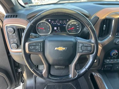 Used 2022 Chevrolet Silverado 2500 High Country w/ Safety Package II AWD/4WD image 19