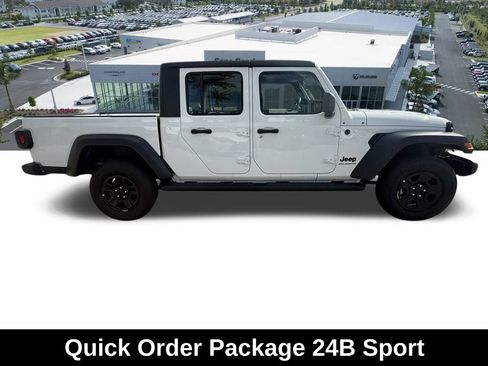 New 2026 Jeep Gladiator Sport AWD/4WD image 3