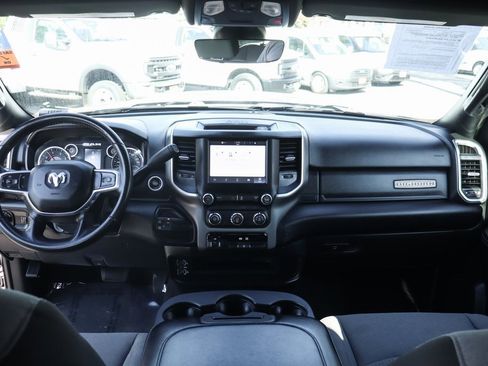 Used 2024 RAM 2500 Big Horn image 27