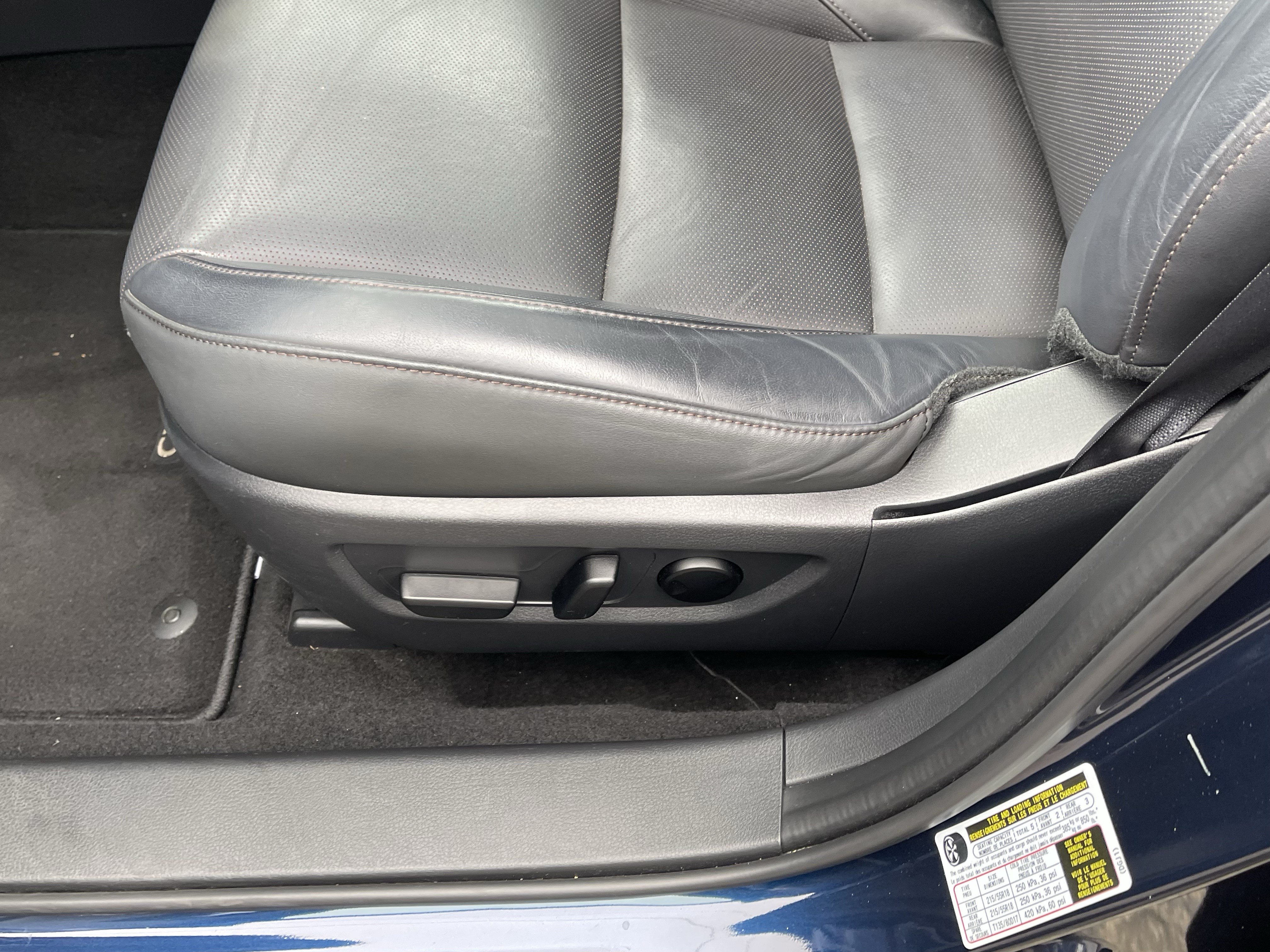 Used 2021 MAZDA CX-30 AWD 2.5 S w/ Premium Package image 18