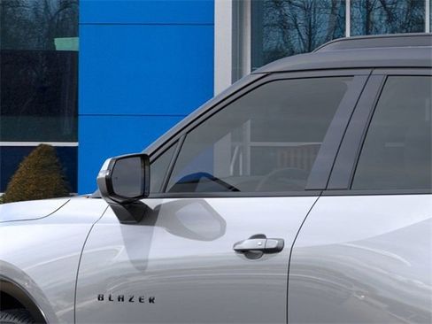 New 2026 Chevrolet Blazer RS w/ Driver Confidence II Package image 12