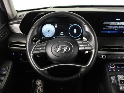 Used 2023 Hyundai Palisade Limited FWD image 10
