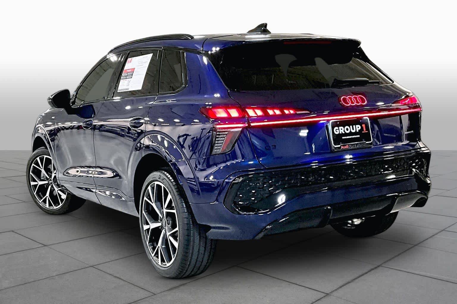 Certified 2026 Audi Q3 quattro 2.0T w/ 20" Wheel Package AWD/4WD image 12