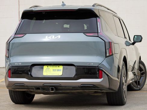 Used 2024 Kia EV9 GT-Line AWD/4WD image 5