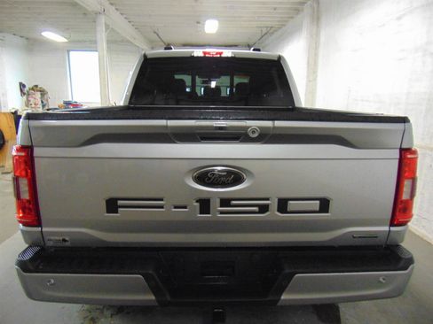 Used 2022 Ford F150 XLT w/ Equipment Group 302A High AWD/4WD image 5