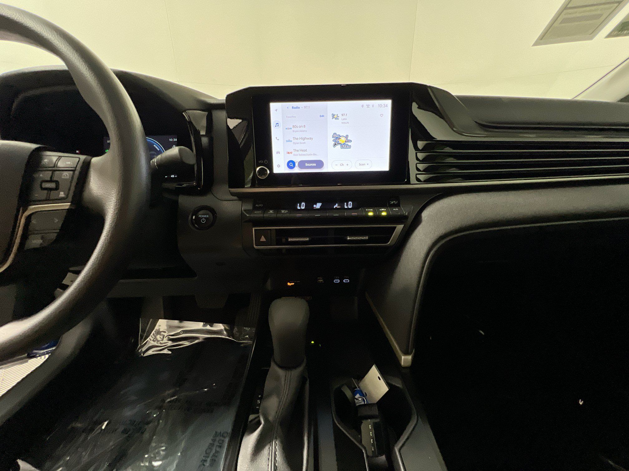 Used 2026 Toyota Camry LE FWD image 25