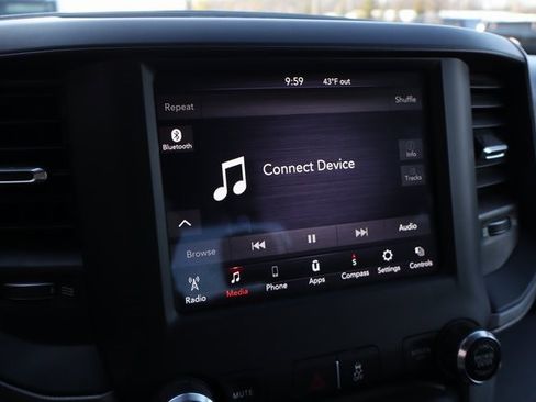 Used 2021 RAM 3500 Tradesman w/ Chrome Appearance Group image 22