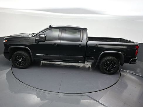 Used 2024 Chevrolet Silverado 2500 High Country w/ Midnight Edition AWD/4WD image 23