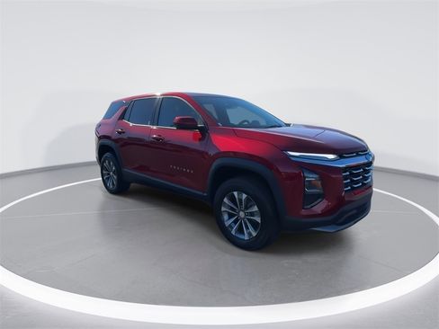 New 2026 Chevrolet Equinox LT w/ Convenience Package II image 2
