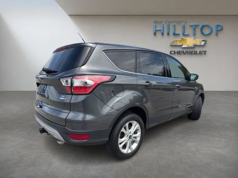 Used 2017 Ford Escape SE AWD/4WD image 6