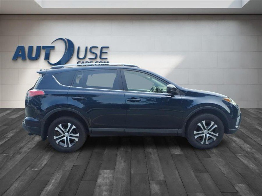 Used 2018 Toyota RAV4 LE w/ All Weather Liner Package AWD/4WD image 4