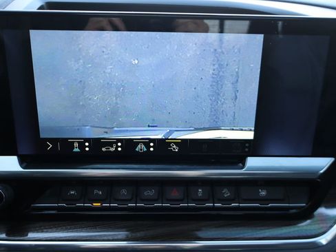 Used 2023 Chevrolet Silverado 1500 LT Trail Boss w/ LT Trail Boss Premium Package image 30