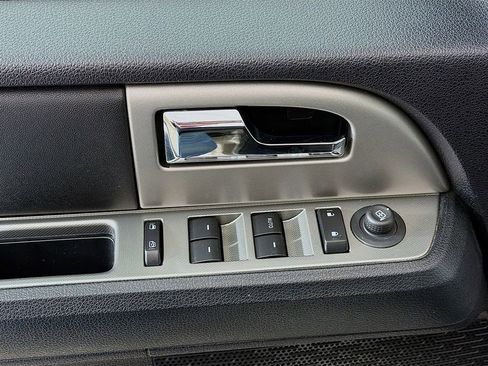 Used 2017 Ford Expedition XLT w/ Equipment Group 201A AWD/4WD image 25