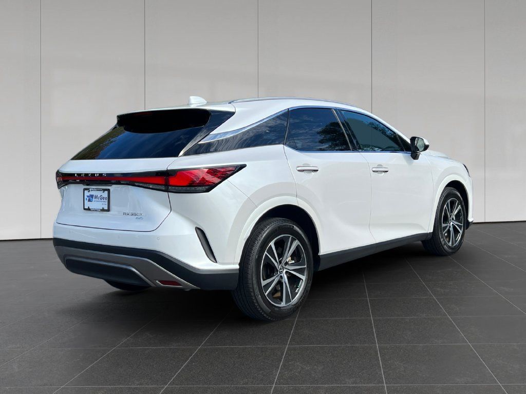 Used 2024 Lexus RX 350h w/ Accessory Package (Z1) AWD/4WD image 5
