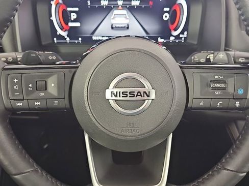 Used 2021 Nissan Rogue Platinum image 39