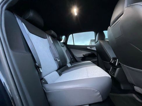 Used 2023 Volkswagen ID.4 Pro image 14