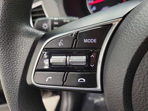 Used 2021 Kia Seltos LX image 20