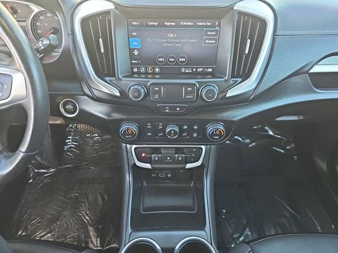 Used 2022 GMC Terrain SLT image 20