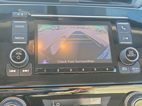 Used 2019 Honda CR-V LX image 24