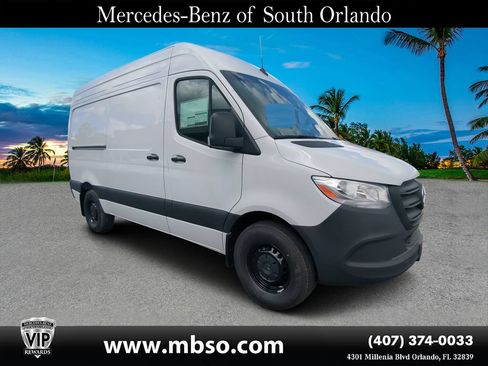Used 2025 Mercedes-Benz Sprinter 2500 image 1