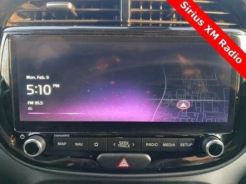 Certified 2025 Kia Soul S image 23