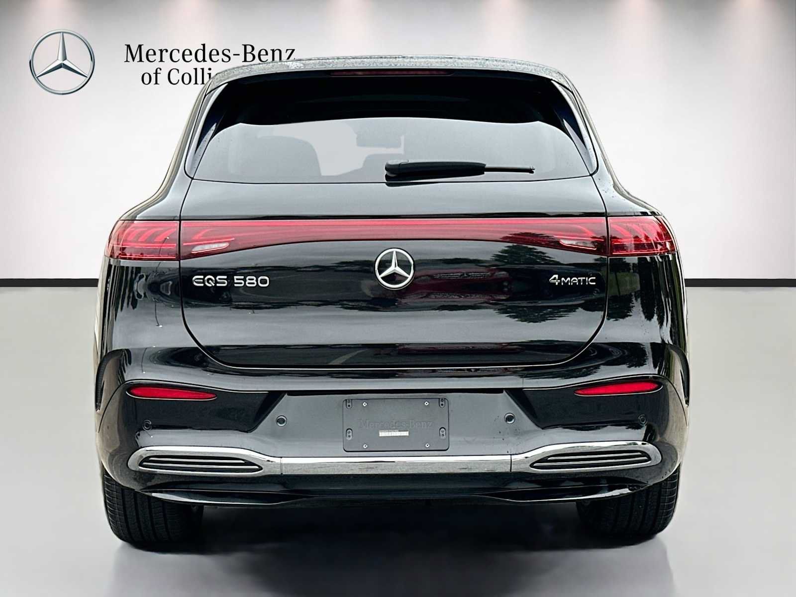 Used 2023 Mercedes-Benz EQS 580 4MATIC SUV image 6
