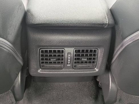 Used 2024 Toyota Camry XSE FWD image 15