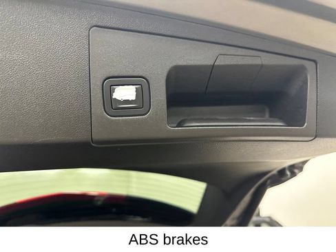 Used 2019 Cadillac XT5 Luxury FWD image 29