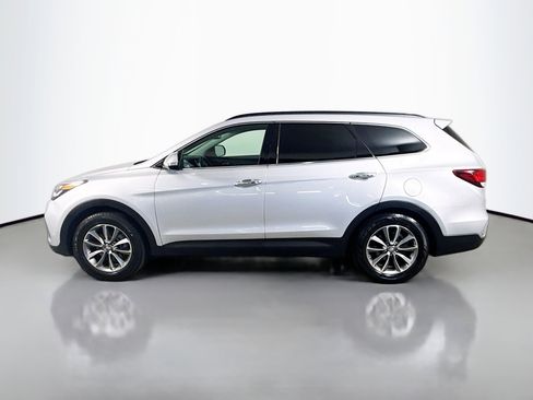 Used 2019 Hyundai Santa Fe XL SE w/ SE Premium Package 02 FWD image 6