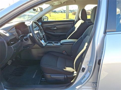 Used 2023 Nissan Sentra SV image 14