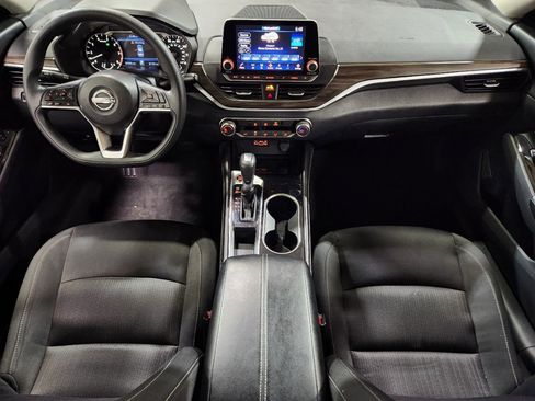 Used 2023 Nissan Altima 2.5 SV FWD image 45
