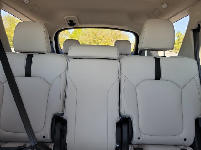 New 2026 Honda Pilot Touring image 21