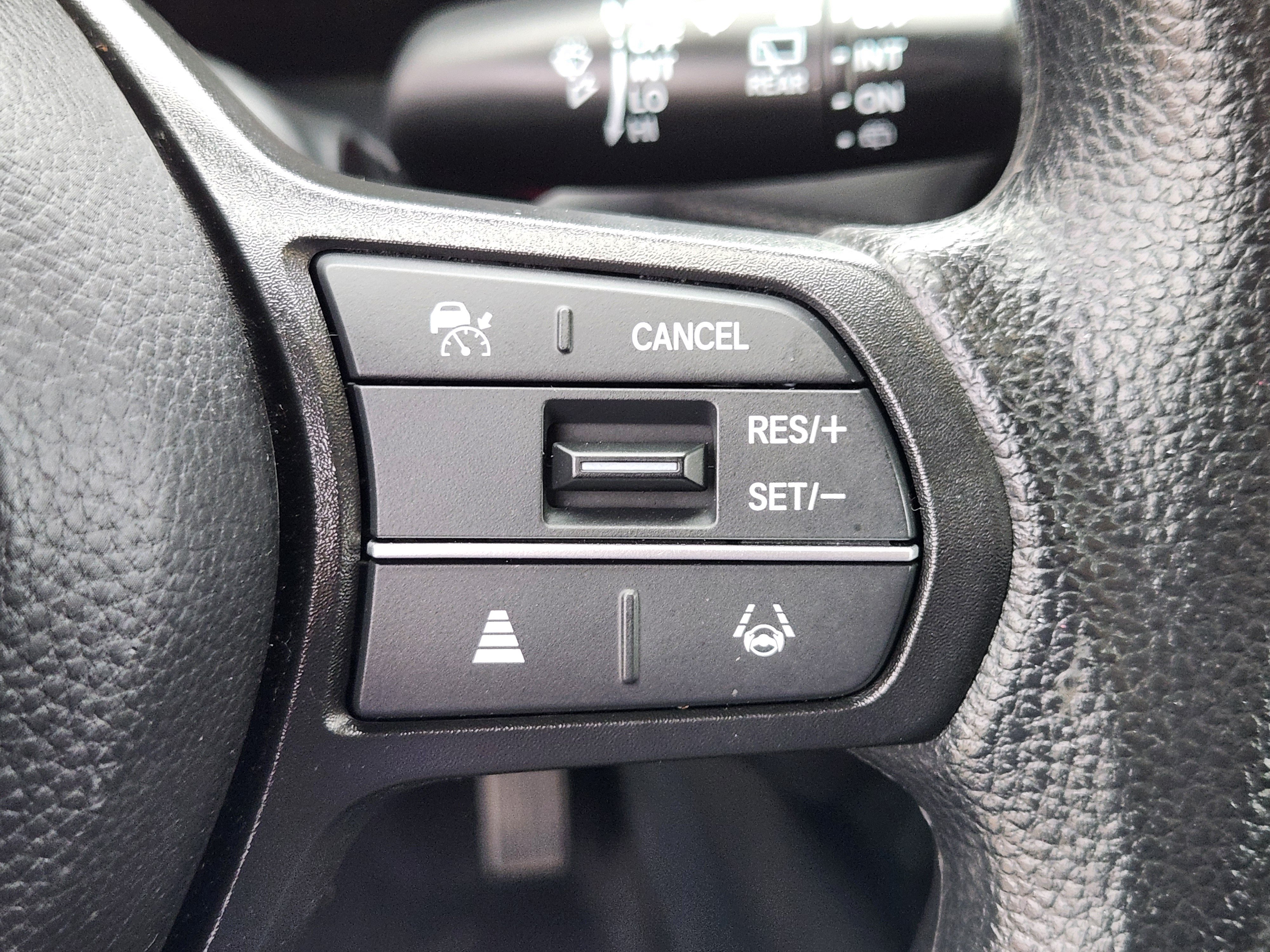 Certified 2024 Honda HR-V LX image 23