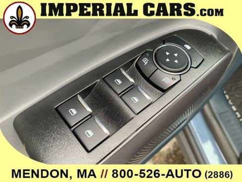 New 2025 Ford Maverick XLT w/ XLT Luxury Package image 16