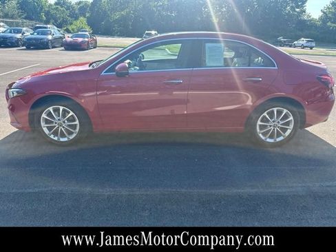 Used 2019 Mercedes-Benz A 220 4MATIC image 8