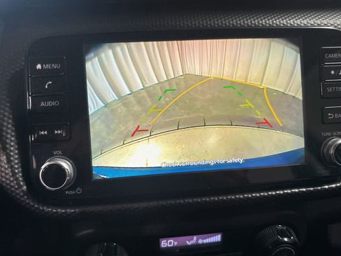 Used 2021 Nissan Kicks SV image 27