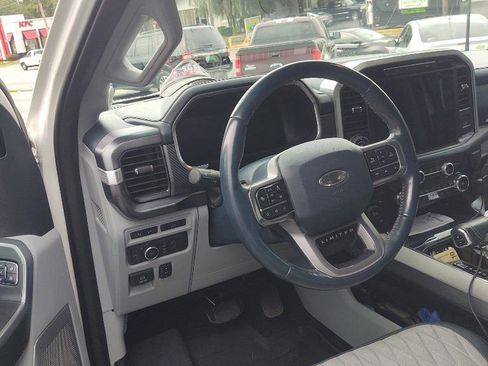 Used 2022 Ford F150 Limited image 8