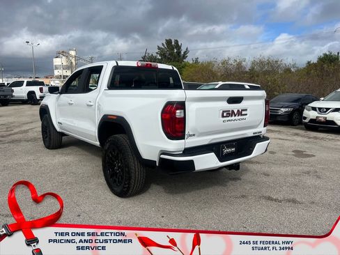 New 2026 GMC Canyon Elevation image 7