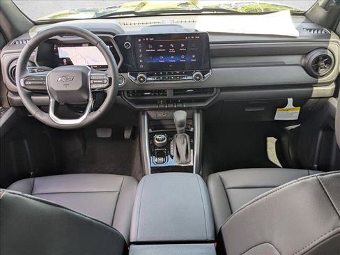 New 2026 Chevrolet Colorado Trail Boss AWD/4WD image 15
