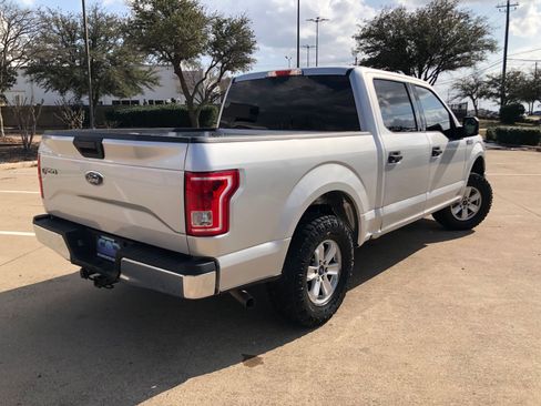 Used 2017 Ford F150 XLT image 6