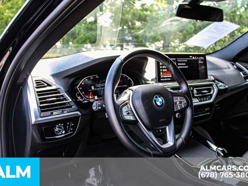 Used 2025 BMW X4 xDrive30i AWD/4WD image 31