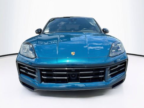 Used 2024 Porsche Cayenne Coupe AWD/4WD image 8