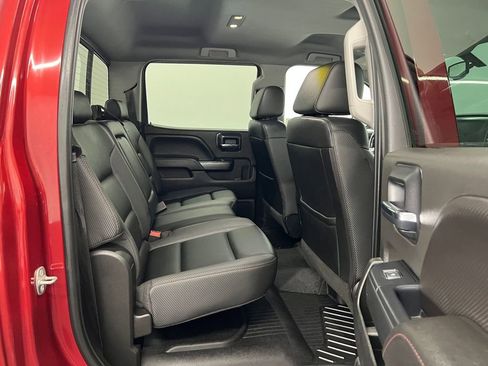 Used 2018 GMC Sierra 1500 SLT w/ All Terrain Package AWD/4WD image 24