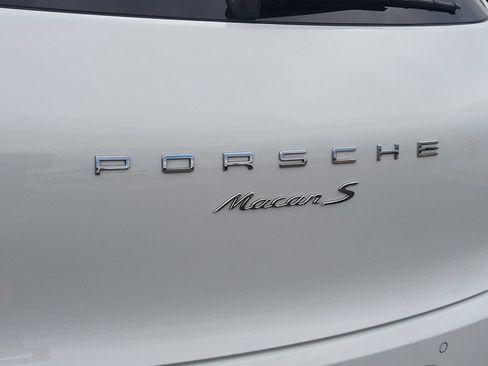 Used 2017 Porsche Macan S AWD/4WD image 18