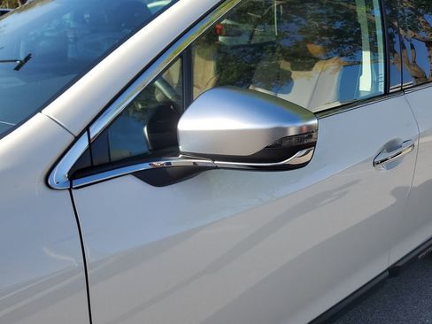 Used 2024 Subaru Outback Touring XT image 12