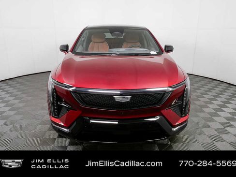 New 2026 Cadillac Optiq Sport 2 image 36