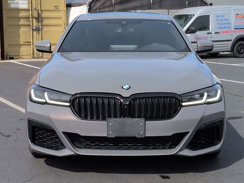 Used 2021 BMW 540i xDrive w/ M Sport Package image 3