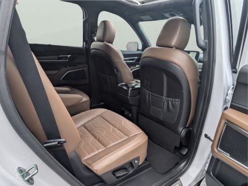 Certified 2021 Kia Telluride SX w/ SX Prestige Package AWD/4WD image 38