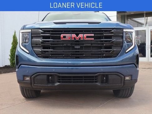 New 2026 GMC Sierra 1500 Elevation w/ Elevation Premium Package AWD/4WD image 6